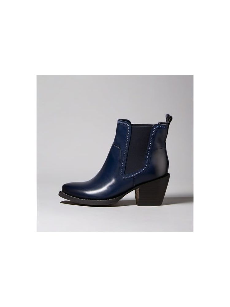 Leather Ankle Boots - Essential